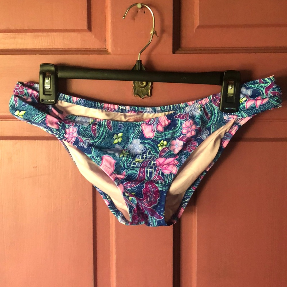 Victoria secret bikini bottom worn lightly